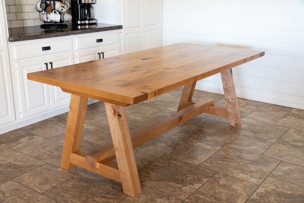 Building A New Dining Table_692158f5ac4d8.jpeg
