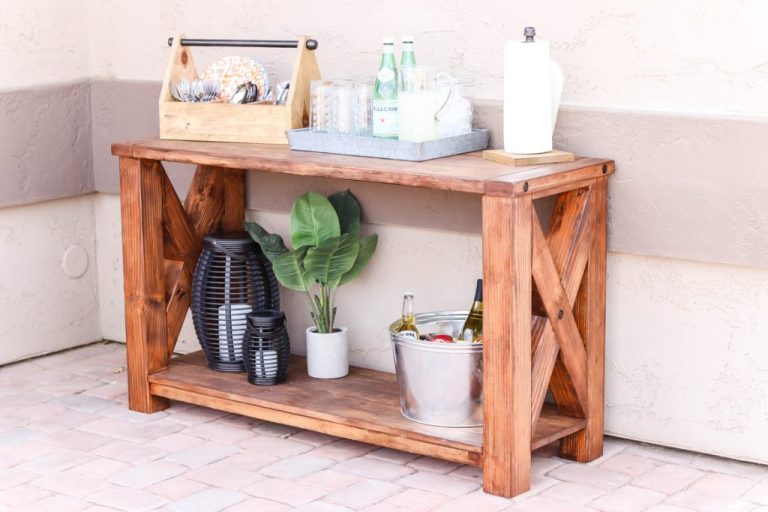 DIY Rustic Outdoor Console Table – Great Outdoors Challenge!_69215a35da183.jpeg