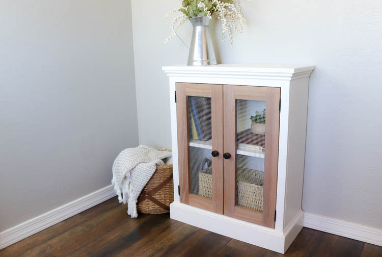DIY Two-Toned Farmhouse Cabinet_692159fabb991.jpeg