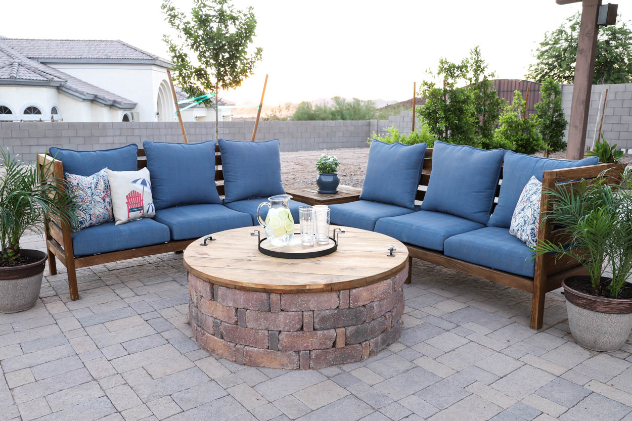 How To Build A DIY Fire Pit Cover_692159868ae9e.jpeg